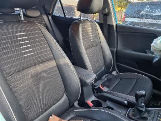 Kia Rio 1.0 TGDI GT-Line Stoelverw Navi picture 15
