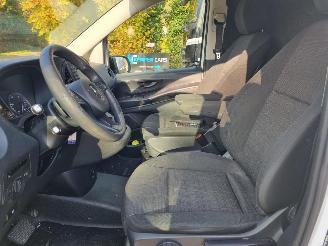 Mercedes Vito 114 CDI Aut. Lang Airco picture 14