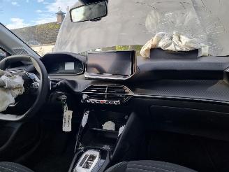 Peugeot 208 1.2 Aut. Navi Stoelverw picture 14