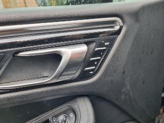 Porsche Macan S 3.0d Aut. Navi Led Stoelverw picture 15
