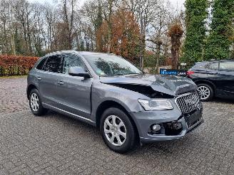 krockskadad bil auto Audi Q5 2.0 TDI Quattro 140KW Led Navi 2017/1