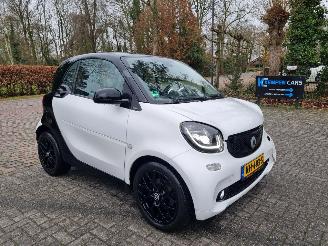skadebil auto Smart Fortwo 1.0 Passion Airco Pano 2016/5