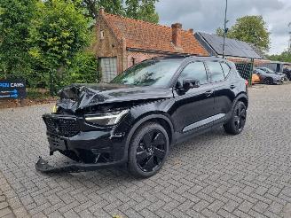 uszkodzony samochody osobowe Volvo XC40 B3 Aut Pano Led Navi 2025/1