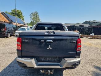 Mitsubishi L-200 2.4 DI-D Aut Double Cab picture 5