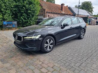 Unfallwagen Volvo V-60 D3 Aut Led Navi 2019/6