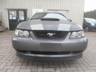 Coche siniestrado Ford USA Mustang  2003/1
