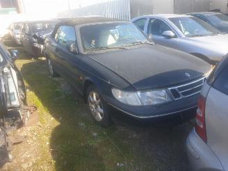 Salvage car Saab 900 cabrio 1995/1