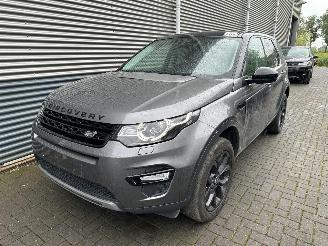 Land Rover Discovery Sport 2.0 TD4 PANO/CAMERA/LEDER/TREKHAAK/MERIDIAN/LED/RIJDBAAR! picture 4