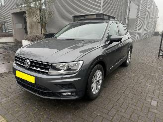 Voiture accidenté Volkswagen Tiguan 1.4 TSI DSG 4-MOTION SCHADEVRIJ/PANO/TREKHAAK/SIDE-ASSIST/FULL OPTIONS! 2018/9