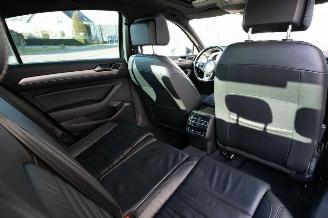 Volkswagen Passat 1.4 TSI ACT 3X R-LINE PANO/LEDER/LED/NAVI/CLIMA SCHADEVRIJ/DAMAGEDFREE picture 22