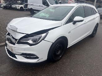 Vrakbiler auto Opel Astra  2020/6