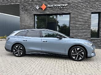 Unfallwagen Volkswagen ID.7 TOURER PRO 77kWh 286PK Aut. VOL! 2024/8