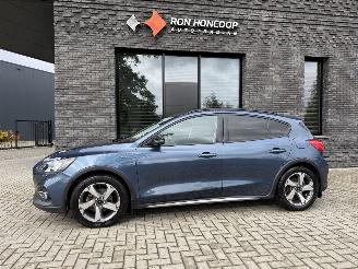 krockskadad bil auto Ford Focus 1.0 EcoBoost Hybrid 125PK Active 2021/3