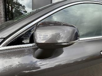 Volvo V-60 2.0 T6 AWD Recharge 253PK Aut. Ultimate Bright VOL! picture 37