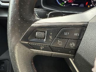 Seat Leon FR 1.4 TSI e-Hybrid 204PK DSG PANO VOL! picture 32