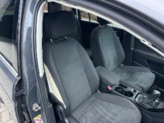 Volkswagen Touran FACELIFT 1.5 TSI 150PK DSG7 Highline 7-Personen picture 46