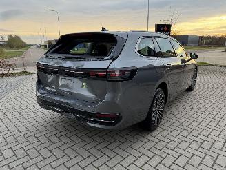 Volkswagen Passat VARIANT NEW MODEL! 1.5 eTSI 150PK DSG7 Elegance picture 11