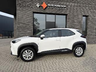 krockskadad bil auto Toyota Yaris Cross 1.5 Hybrid 116PK Aut. Active 2025/2