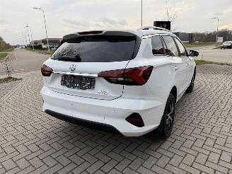 MG MG5 Electric Long Range 61kWh 157PK Aut. Luxury picture 11