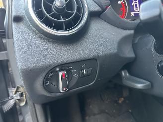 Audi A1 1.0 TFSI Automaat! Advance sport! picture 17