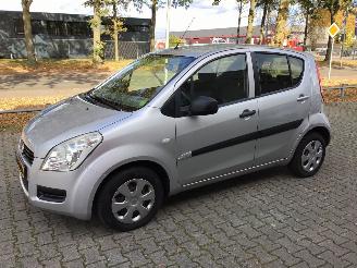 skadebil auto Suzuki Splash Suzuki splash 1.0 airco met zeer lichte schade 2011/2