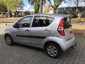 Suzuki Splash Suzuki splash 1.0 airco met zeer lichte schade picture 2