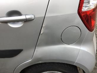 Suzuki Splash Suzuki splash 1.0 airco met zeer lichte schade picture 5