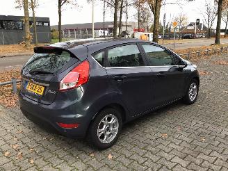 Ford Fiesta FIESTA 1.6 TDCI LEASE TITANIUM ZEER LICHTE SCHADE picture 3