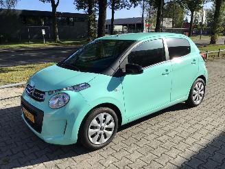 krockskadad bil auto Citroën C1 C1 1.0 vti feel met lichte schade 2019/1
