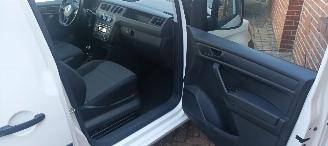 Volkswagen Caddy TDI-2.0-AdBlue euro6 Airconditioning Elektrische ramen Elektrische-spiegels centrale vergrendeling met afstandsbediening Start-Stop systeem Tussenwand met glas 16 inch velgen picture 14