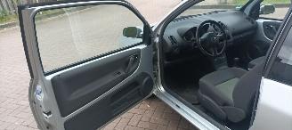 Volkswagen Lupo Cambridge Edition 1.4-Mpi 1e eigenaar (1945) Elektrische ramen Schuifdak centrale vergrendeling Leren stuurwiel 14 inch Cambridge velgen picture 8