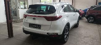 Kia Sportage GT 2.0-CRDI Automatik 185pk 4x4 JBL full-Led Navi Keyless entry Climatecontrol 4xStoelverwarming Leder Elektrische stoelen picture 3