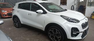 skadebil auto Kia Sportage GT 2.0-CRDI Automatik 185pk 4x4 JBL full-Led Navi Keyless entry Climatecontrol 4xStoelverwarming Leder Elektrische stoelen 2019/12