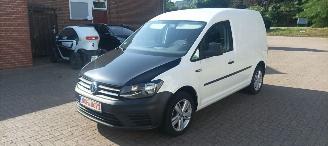 skadebil auto Volkswagen Caddy Bj: 2-2016 2.0-TDI Facelift TÜV+Timingbelt new 11-2025 2016/2