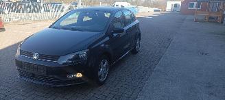 Volkswagen Polo Bj:3-2016 1.4TDI euro-6 Climatecontrol Stoelverwarming Regensensor FrontRadar Leren Stuurwiel elektrische ramen Elektrische-spiegels met verwarming Centrale vergrendeling met afstandsbediening Start-Stop systeem picture 9