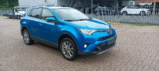 škoda osobní automobily Toyota Rav-4 Hybrid 2.5-Automaat Full-Led Navi Climatecontrol CruiseControl Keyless-entry Led achterlichten Elektrische achterklep Achteruitrijcamera 2016/8