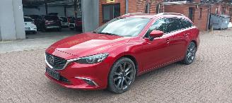 krockskadad bil auto Mazda 6 2.2 Automatik 4x4 Leder Navi Led-Koplampen Led-Achterlichten Stoelverwarming Lichtautomaat Privacyglas keyless Entry 2015/2