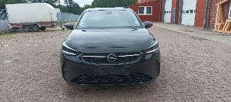 uszkodzony samochody osobowe Opel Corsa bj: 7-2020 1.2 Climatecontrol CruiseControl Stoelverwarming Lichtautomaat Privacyglas Led-Koplampen Led-Achterlichten stuurwiel met verwarming 2020/7