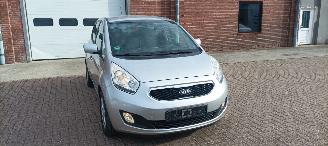 Kia Venga Bj:08-2013 Automatik 1.6-16v 125pk Climatecontrol Stoelverwarming Lichtautomaat 4xElektrische ramen Elektrische-spiegels met verwarming en automatische inklapbaar Privacyglas keyless Entry trekhaak Parkeersensoren mistlampen Metallic Lak picture 10