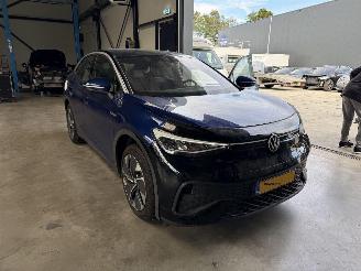 damaged passenger cars Volkswagen ID.5 Pro 77 kWh -NAVI-PDC-CAMERA -ACTIERADIUS 511 Km 2022/9