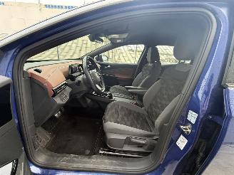 Volkswagen ID.5 PRO 77 kWh 204 PK -NAVI-PDC-CRUISE picture 9