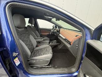 Volkswagen ID.5 PRO 77 kWh 204 PK -NAVI-PDC-CRUISE picture 12