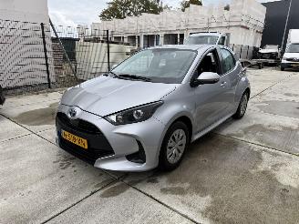 skadebil auto Toyota Yaris 1.5 Hybrid Active -NAVI-PDC-CAMERA 2022/1