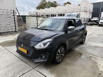 krockskadad bil auto Suzuki Swift 1.0 Stijl Smart Hybrid-PDC-NAVI 2018/7