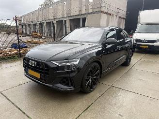 damaged passenger cars Audi Q8 55 TFSI e QUATRO S-LINE LUCHTVERING-CAMERA-KEYLESS 2021/7