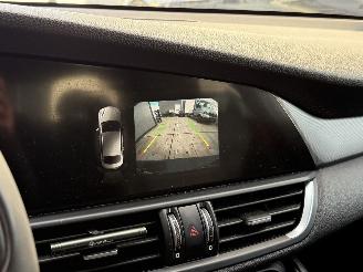 Alfa Romeo Giulia 2.0T Super 200PK - NAVI - KEYLESS - CAMERA - LEDER picture 21
