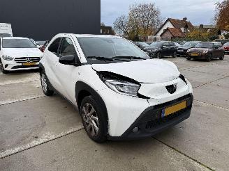 Toyota Aygo X 1.0 VVT-i  First AUTOMAAT -NAVI-CAMERA-LED picture 2