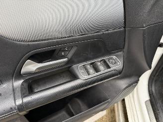 Mercedes B-klasse 200 d AUToMAAT-NAVI-CAMERA-PDC picture 14