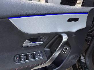 Mercedes A-klasse 250 e Luxury Line PLUG IN HYBRID -AMG-PANO-CAMERA-NAVI picture 13