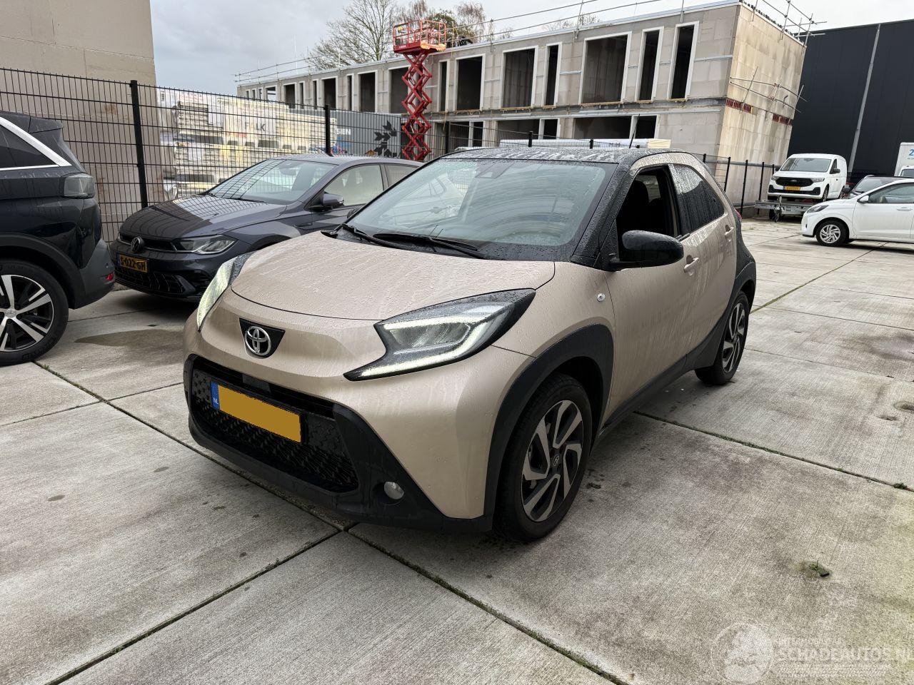 Toyota Aygo X  1.0 vvt Pulse 53 kw AUTOMAAT-NAVI-CAMERA